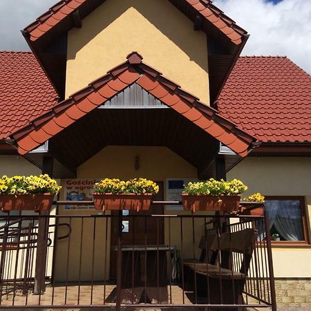Gosciniec W Ogrodzie Apartment Brusy ภายนอก รูปภาพ