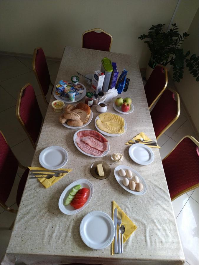 Gosciniec W Ogrodzie Apartment Brusy ภายนอก รูปภาพ