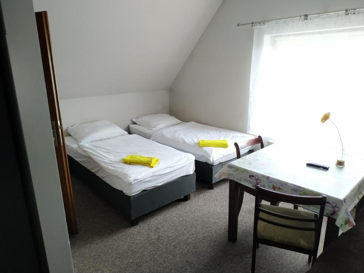 Gosciniec W Ogrodzie Apartment Brusy ภายนอก รูปภาพ