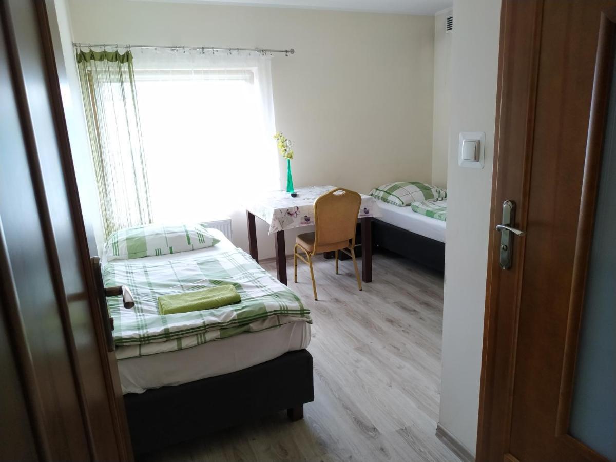 Gosciniec W Ogrodzie Apartment Brusy ภายนอก รูปภาพ