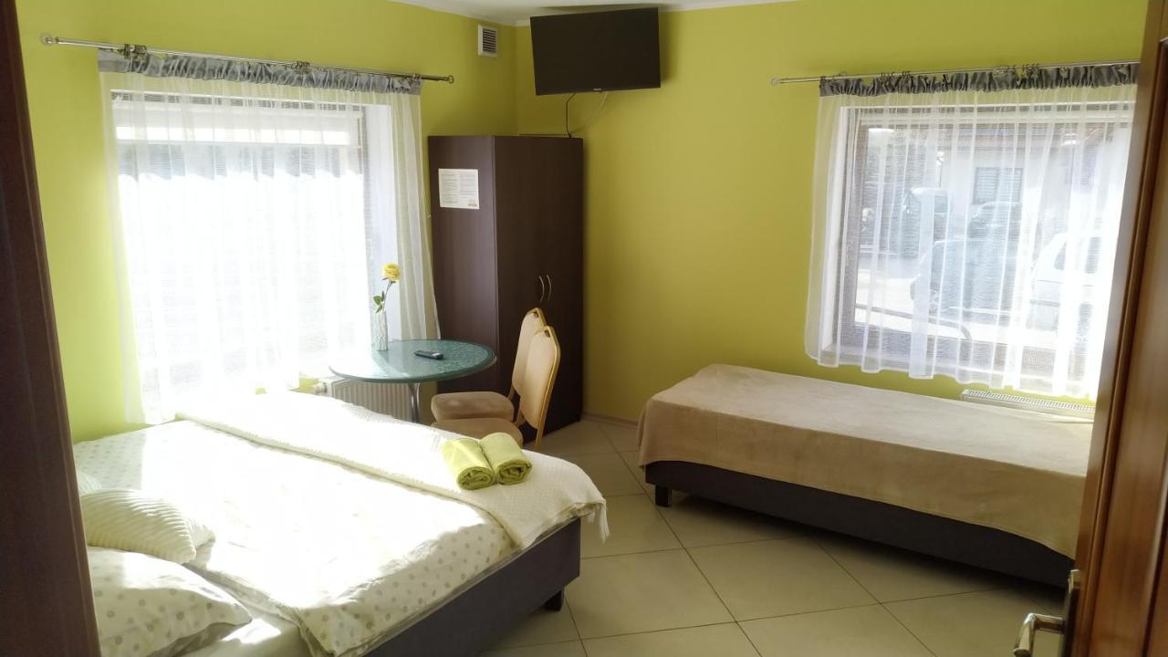 Gosciniec W Ogrodzie Apartment Brusy ภายนอก รูปภาพ