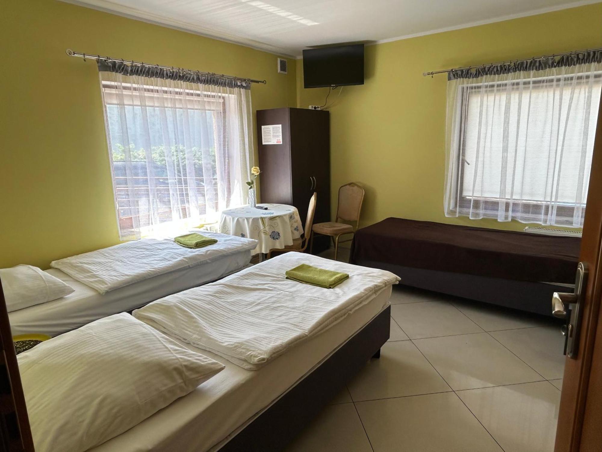Gosciniec W Ogrodzie Apartment Brusy ภายนอก รูปภาพ